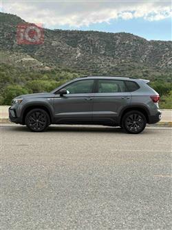 Volkswagen Taos